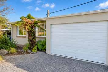 2/2 West Belt, Lincoln
