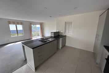 81 Kittiwake Drive, Albany