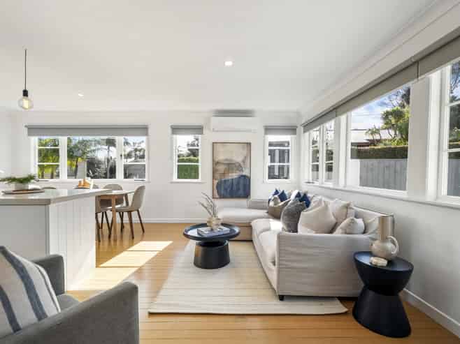 30A Lyttelton Avenue, Forrest Hill