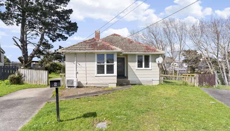 6 Tate Place, Otara