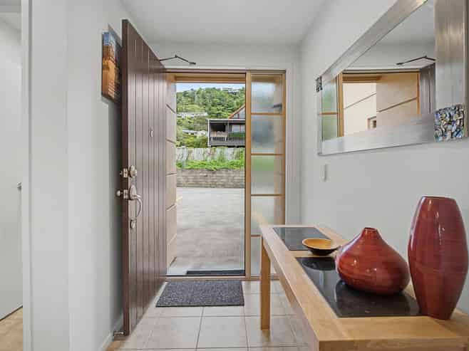 8/12 Grey Ave, Tairua