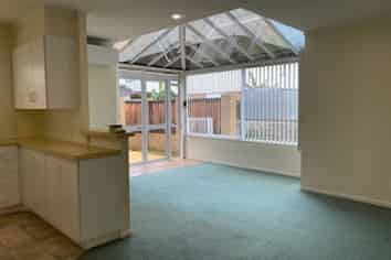 2/261 Shirley Road, Papatoetoe