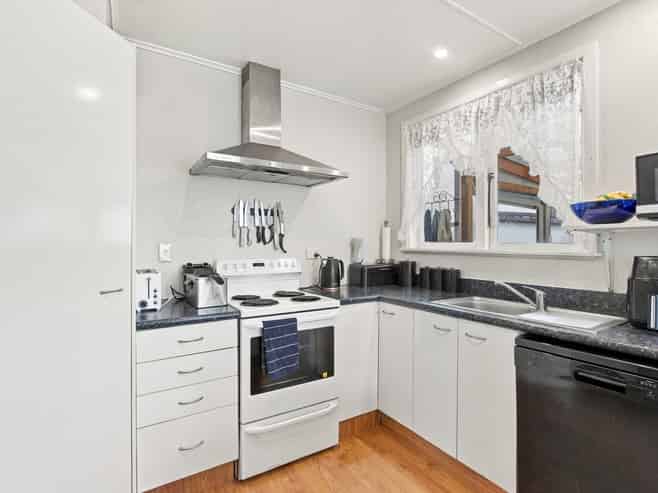 13 Tee Street, Putaruru