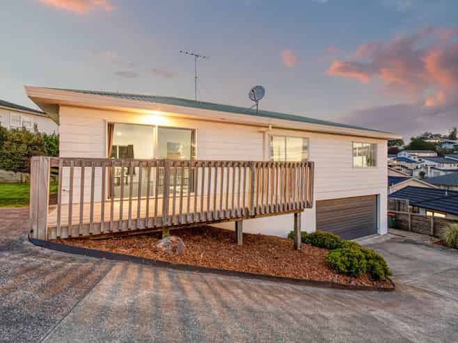 1 Weka Close, Red Beach