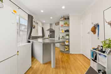 11 Vogel Street, Levin