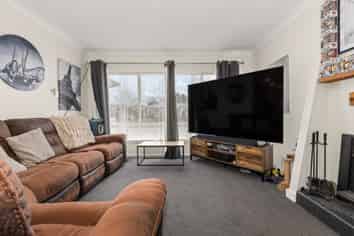 11 Vogel Street, Levin