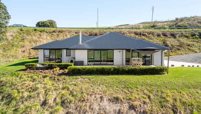 411 Tuhikaramea Road, Temple View