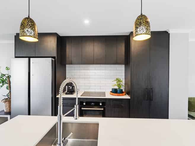 21 Seafarer Crescent, Stanmore Bay