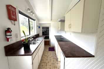 69 Easton Park Parade, Glenfield