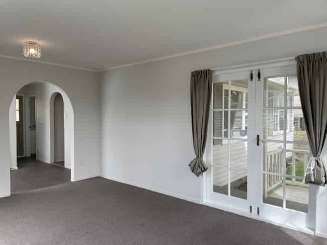 121 Holborn Drive, Stokes Valley