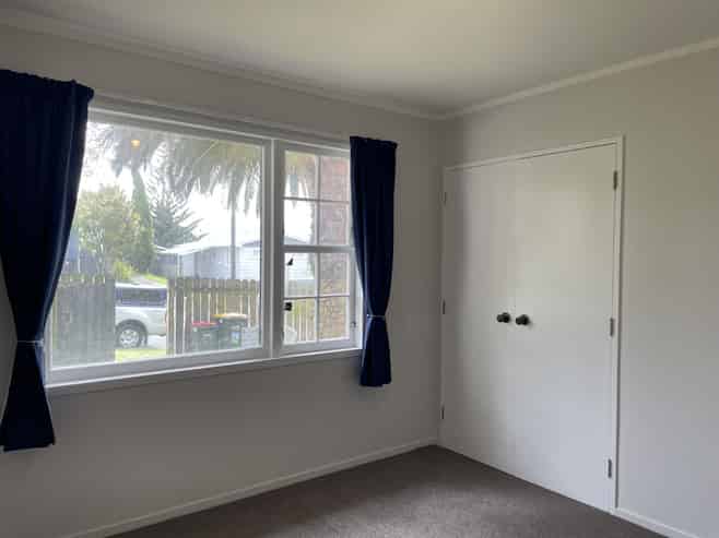 121 Holborn Drive, Stokes Valley