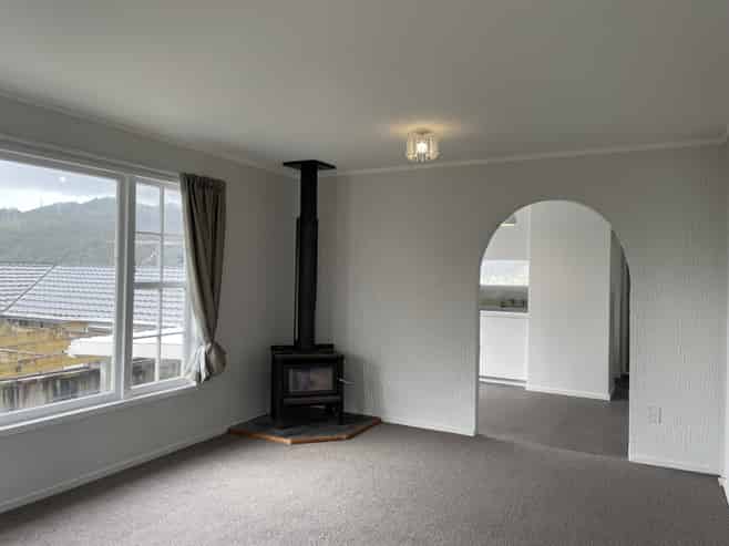 121 Holborn Drive, Stokes Valley