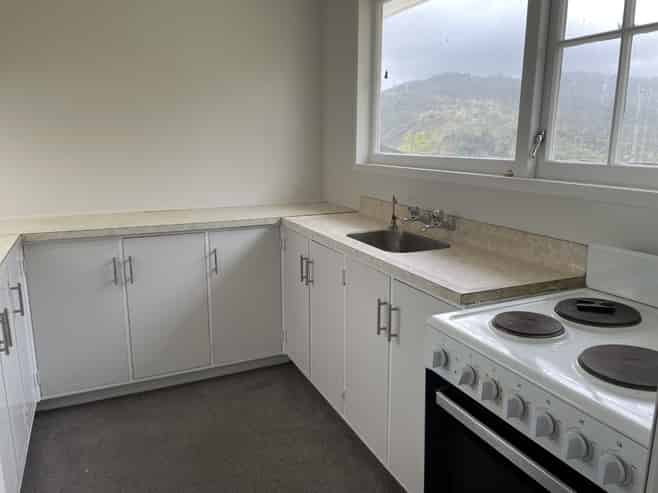 121 Holborn Drive, Stokes Valley
