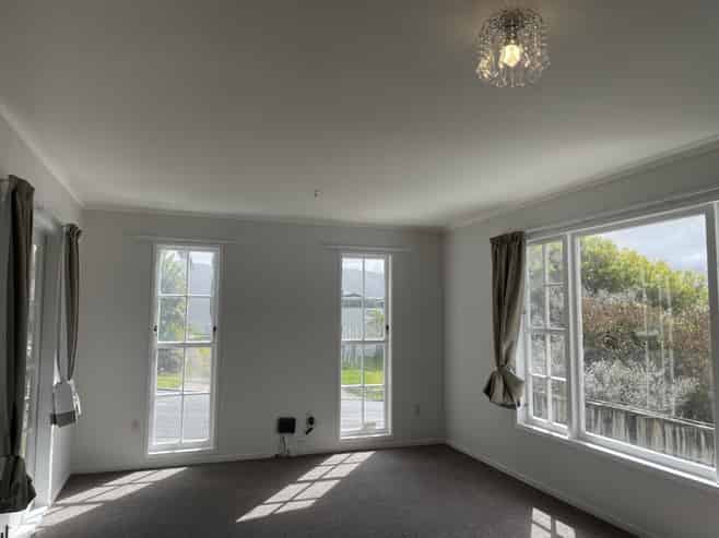 121 Holborn Drive, Stokes Valley