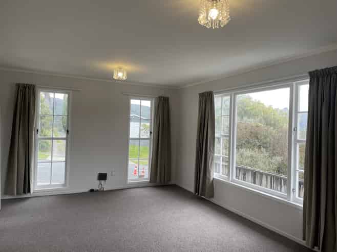 121 Holborn Drive, Stokes Valley