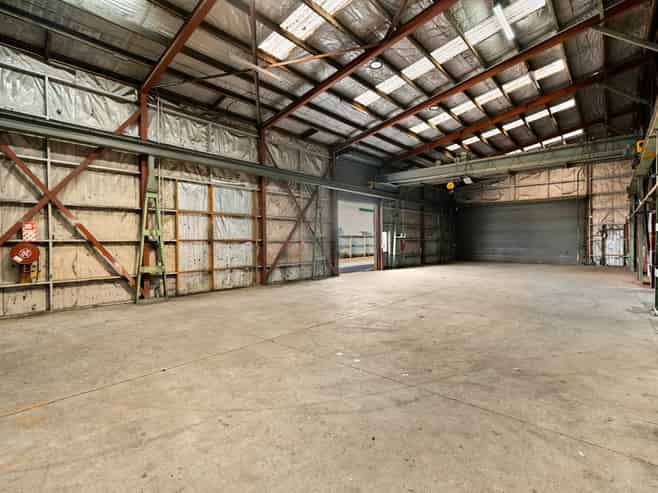 Industrial workhorse - warehouse, gantry and yard