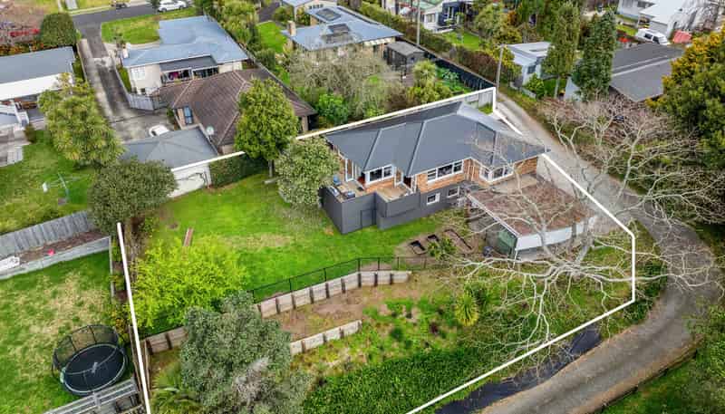 107 Sutherland Road, Brookfield