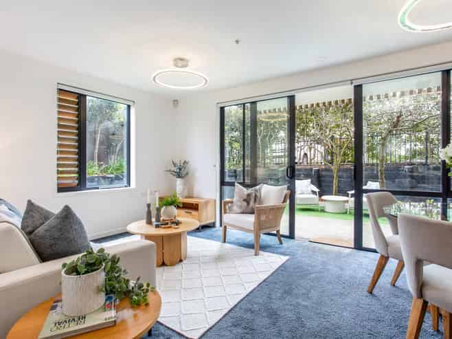 2A/4A Auburn Street, Takapuna