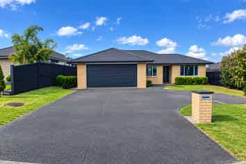178 Helenslee Road, Pokeno