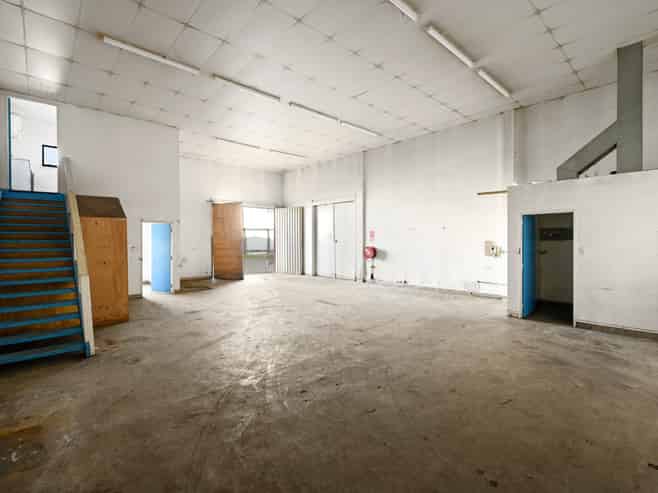 Affordable Te Rapa Warehouse