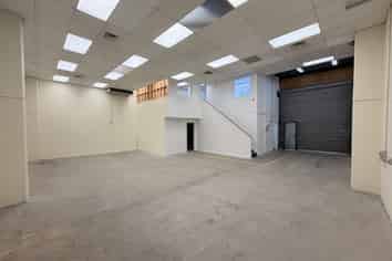 FOR LEASE – Unit 1, Railway Avenue, Petone