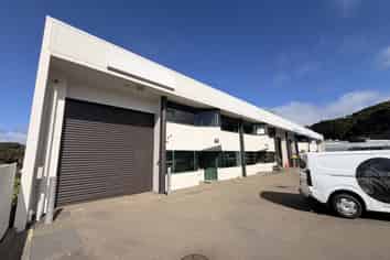FOR LEASE – Unit 1, Railway Avenue, Petone