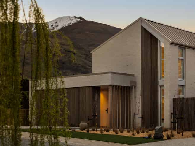 2 McFarlane Terrace, Wanaka