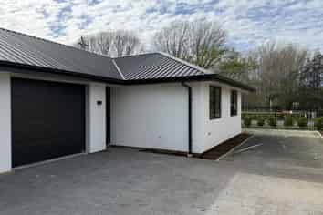 B/129 Halpin Drive, Lincoln