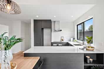 35a Pine Avenue, Upper Hutt