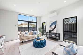 35b Pine Avenue, Upper Hutt