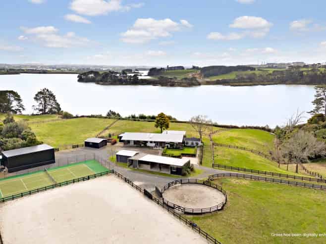 113 Waitangi Falls Road, Glenbrook