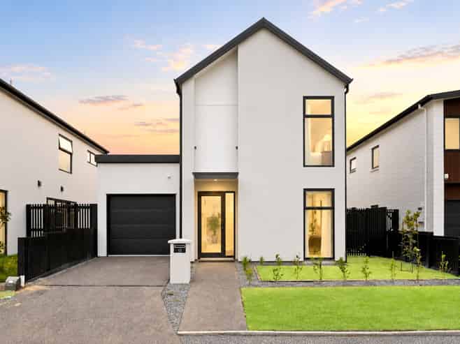 13 Ogilvie Avenue, Chartwell