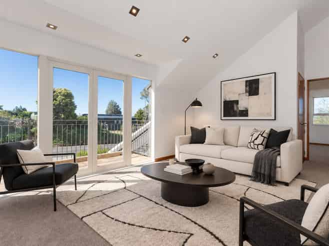 56 Whites Road, Whitford