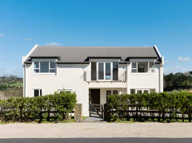 56 Whites Road, Whitford