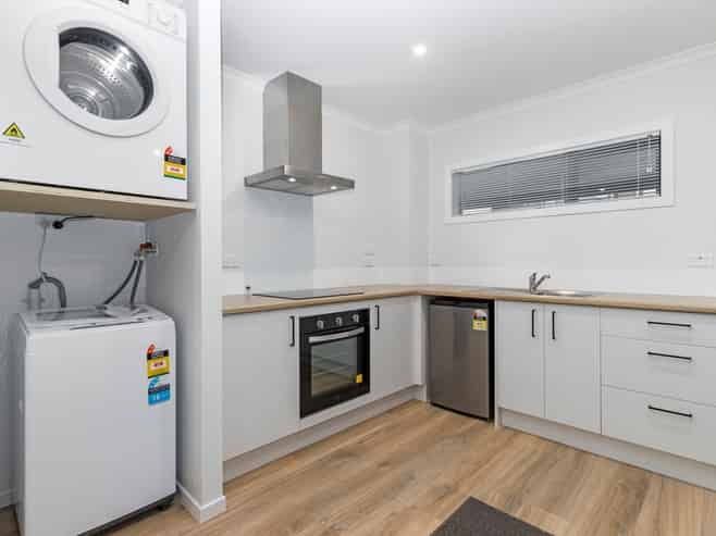 9C/150 Te Rapa Road, Beerescourt
