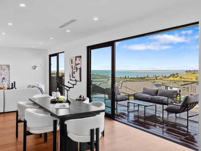 220 Vaughans Road, Long Bay