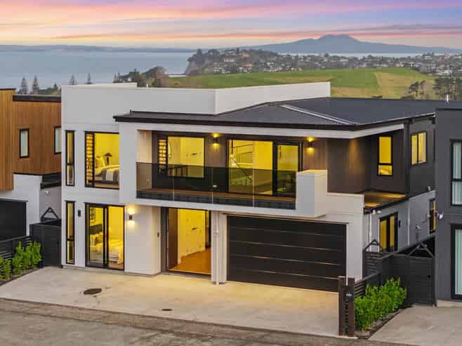 220 Vaughans Road, Long Bay