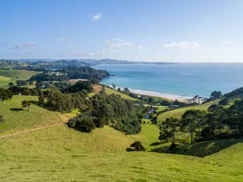 1133&1137 Matapouri Road, Matapouri