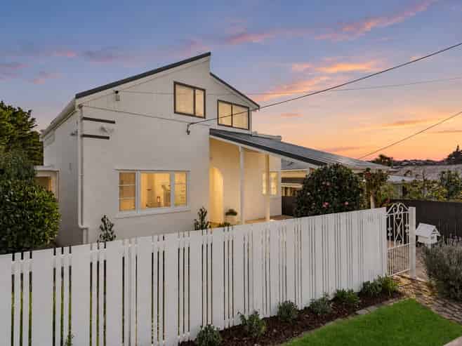29 North Avenue, Devonport