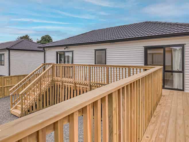 17B Lane Road, Weymouth
