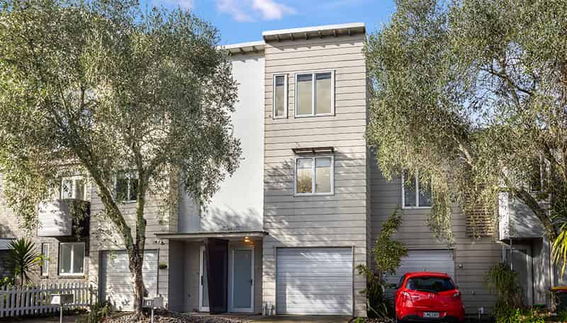 63 Albionvale Road, Glen Eden