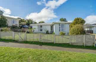  5 Cypress Drive, Maungaraki