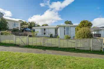  5 Cypress Drive, Maungaraki