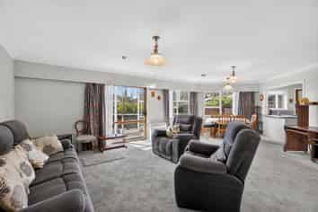 1/4 Alyson Place, Stoke