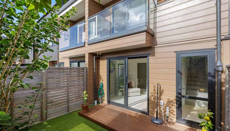 2/35 Centreway Road, Orewa