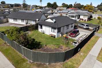 2 Staverton Crescent, Mangere
