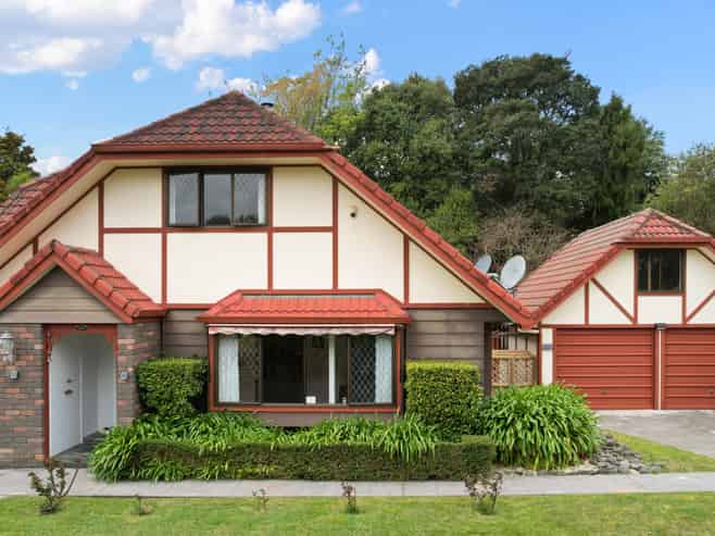 29 Perindale Drive, Chartwell