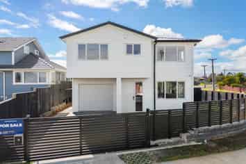 38 Antrim Crescent, Otara