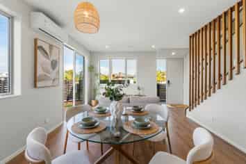 38 Antrim Crescent, Otara