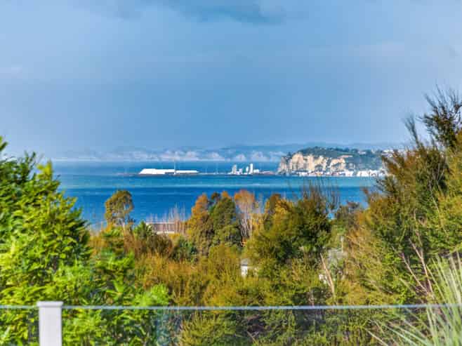 156 Kaimata Road, Bay View